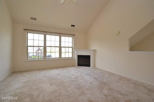 Building Photo - 1328 Addington Ln