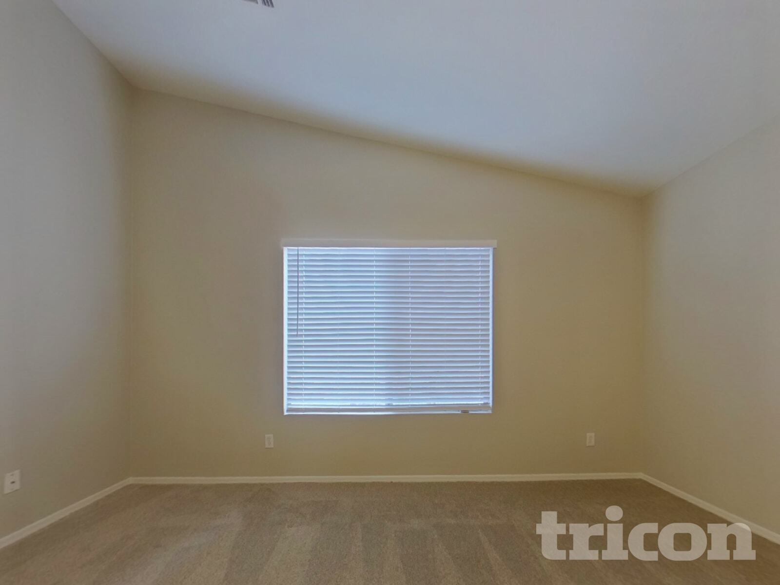 Building Photo - 2030 N 108th Dr