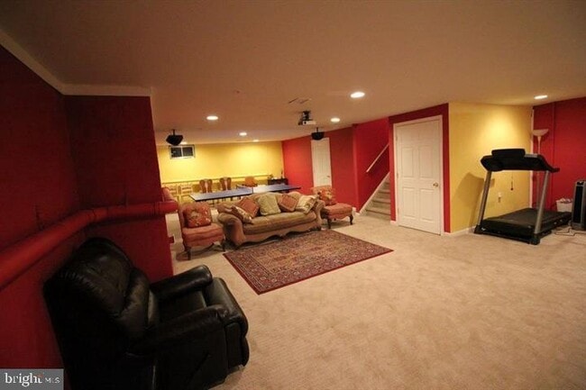 Building Photo - 269 Center Point Ln