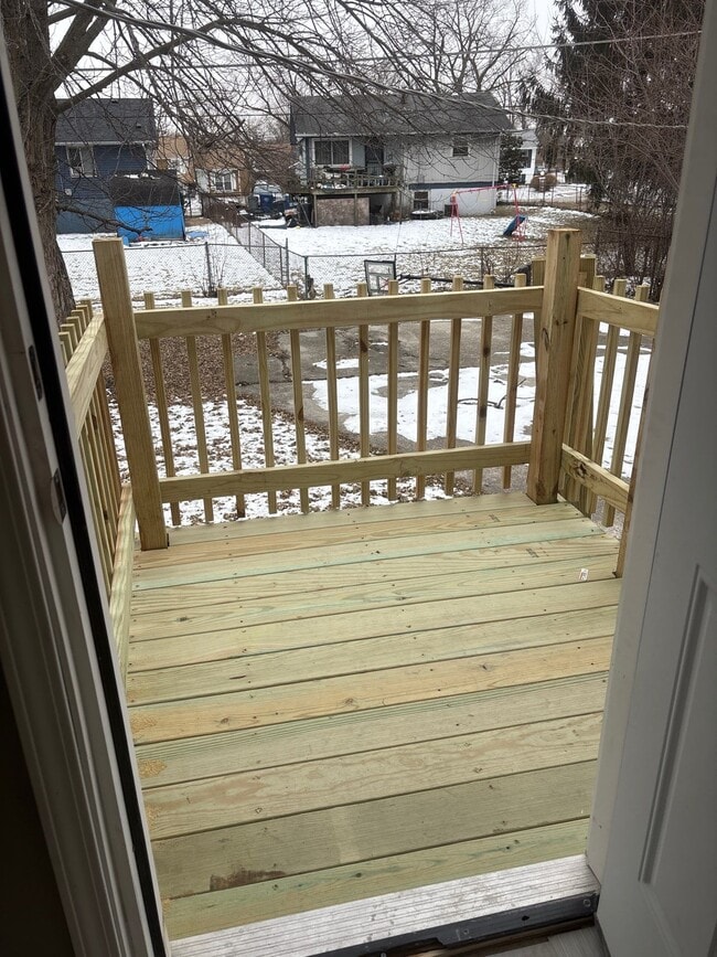 Building Photo - 1453 Diplomat Ln