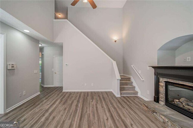 Building Photo - 132 Diamond Ridge Ave