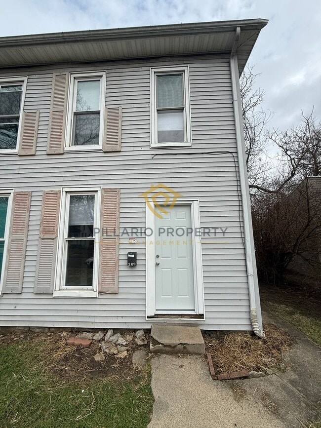 Building Photo - 209-211 N 16th Street