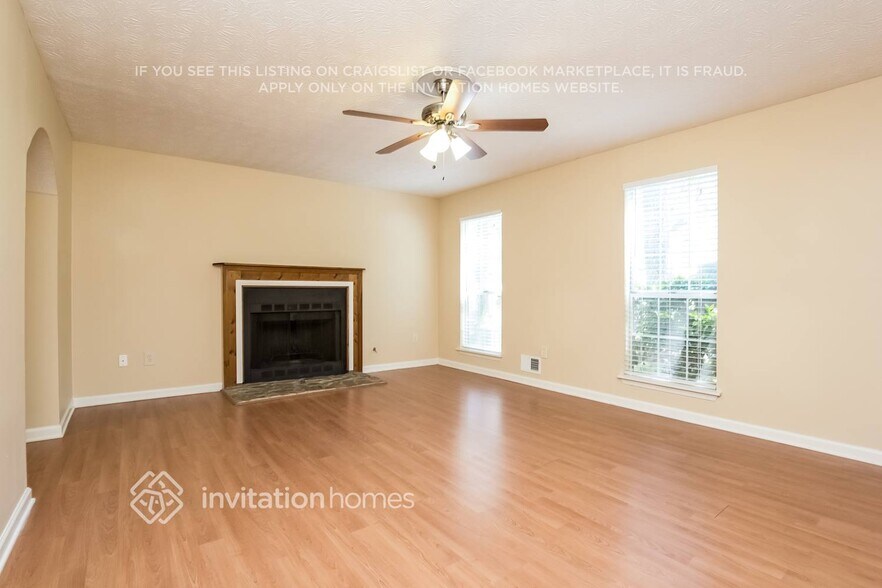 Building Photo - 1835 Red Rose Ln