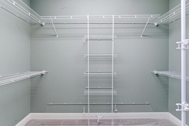 Building Photo - 44 Bridgefield Ct
