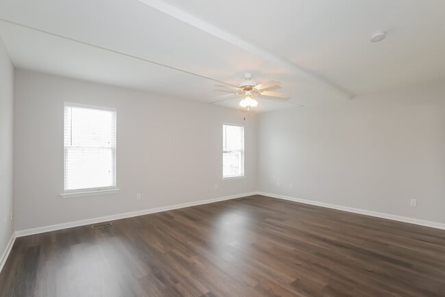 Building Photo - 818 Prairie Ln