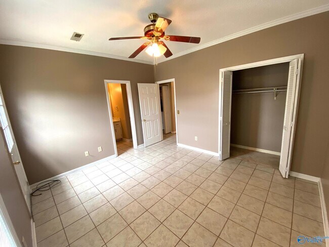 Building Photo - 8136 Oldfield Rd SW