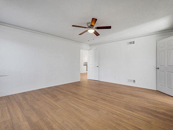 Building Photo - 1710 Hanover Dr