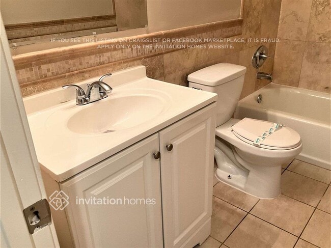 Building Photo - 270 Avenida de Suerte