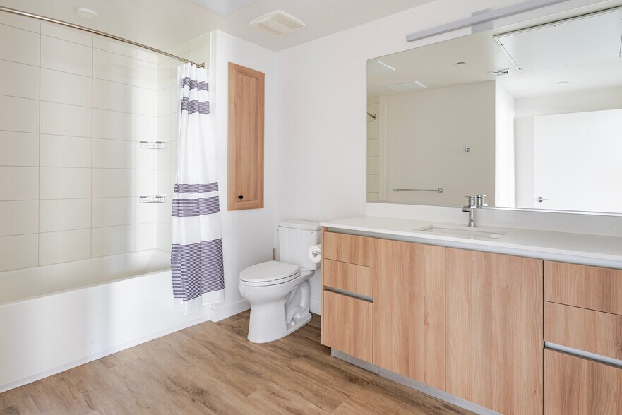 Building Photo - 1200 Rickabaugh Wy