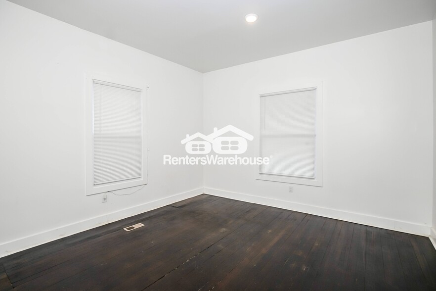 Building Photo - 1322 Yecker Ave