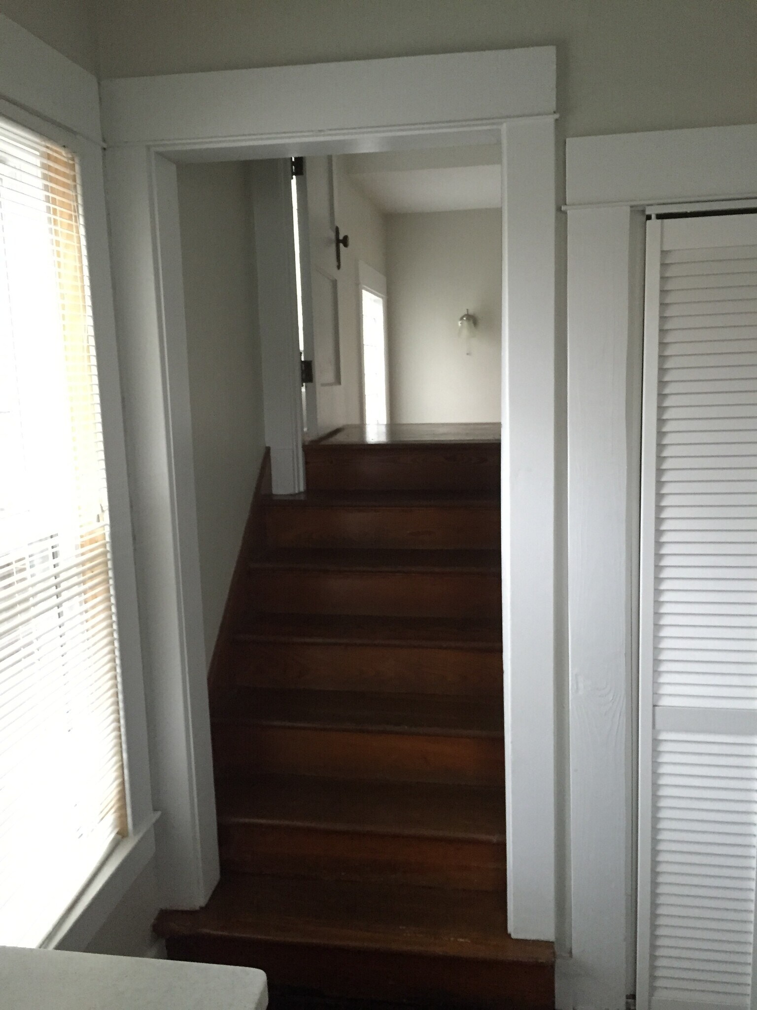 Building Photo - 1919 Plainfield Ave NE