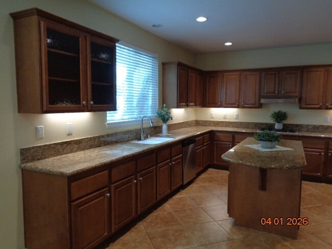 Building Photo - Spacious Quartz Hill 2 Story Home Offering 3663 sq. ft. and was Built in 2004