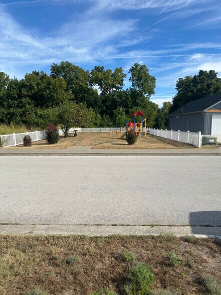 Building Photo - 286 Abbi Ln