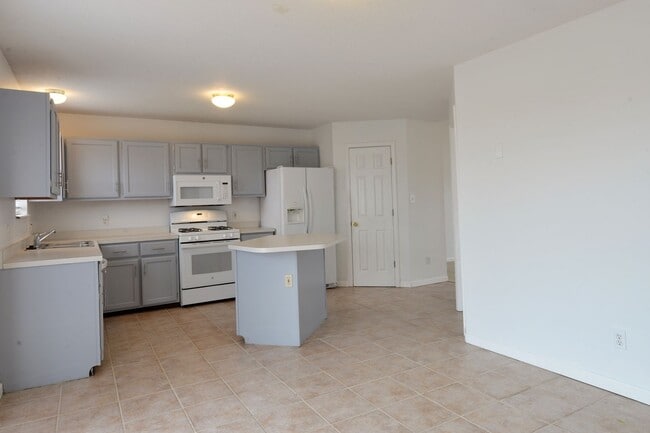 Building Photo - 4162 Whitehall Dr