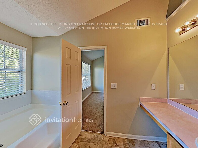 Building Photo - 2344 Brandenberry Ct