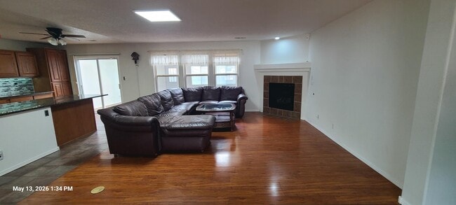 Building Photo - 5052 Westfield Dr NE