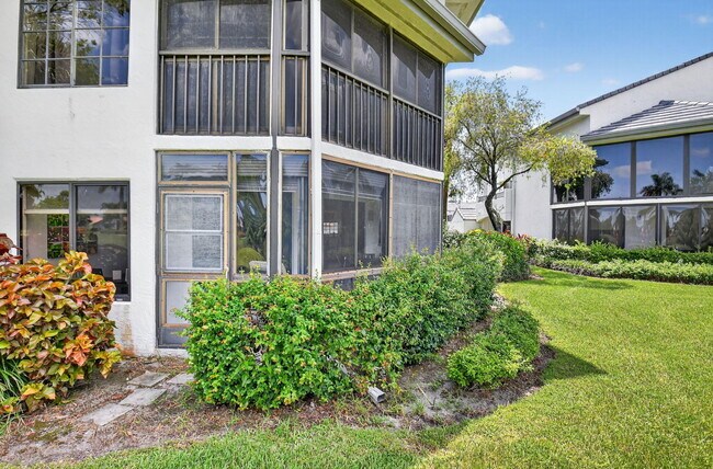 Building Photo - 15718 Loch Maree Ln