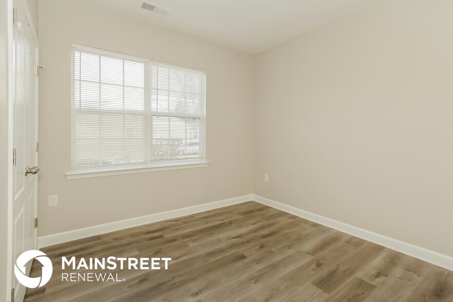 Building Photo - 12402 Scott Creek Dr