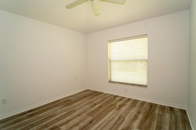Building Photo - 957 Windward Way