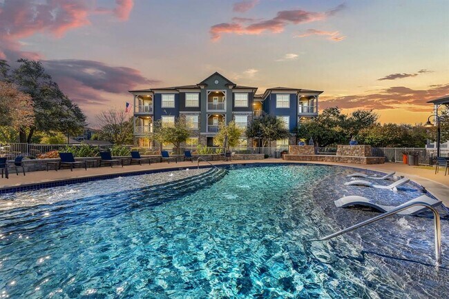 Building Photo - 10800 Lakeline Blvd