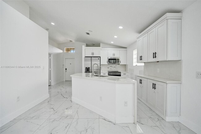 Building Photo - 4108 Sapphire Terrace