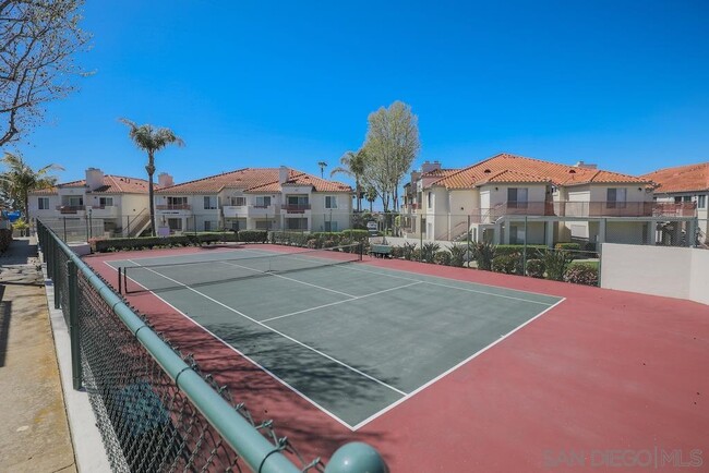 Building Photo - 400 Stoney Point Way
