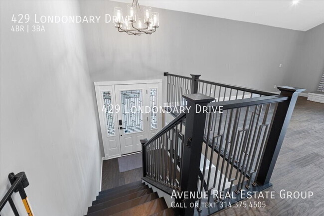 Building Photo - 429 Londondary Dr
