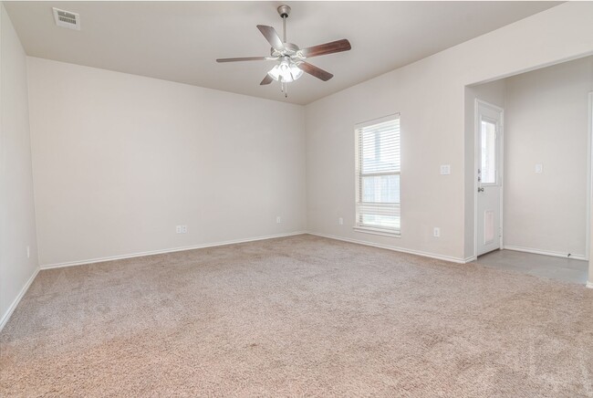Building Photo - 1600 Rattler Ln