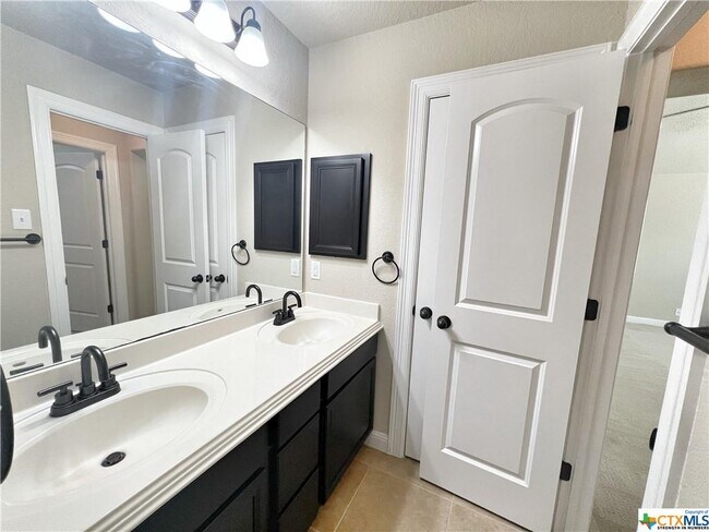 Building Photo - 3119 Concho Cove