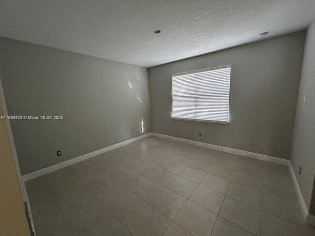 Building Photo - 20962 NW 1st Dr