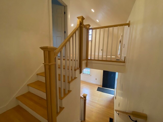 Building Photo - 85 Park St