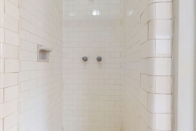 Floorplan - 1101 E. Hyde Park Boulevard