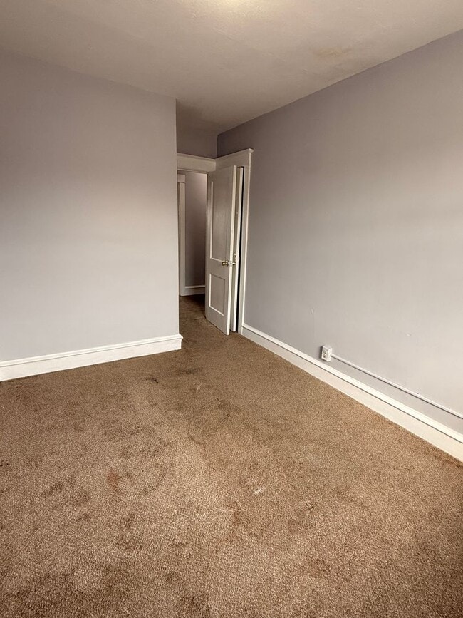 Building Photo - Charming 3 Bedroom Home for Rent