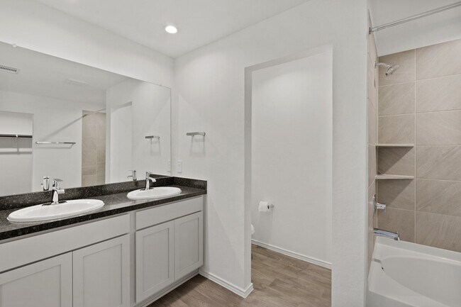 Building Photo - 5475 Creekstone Rise Ln