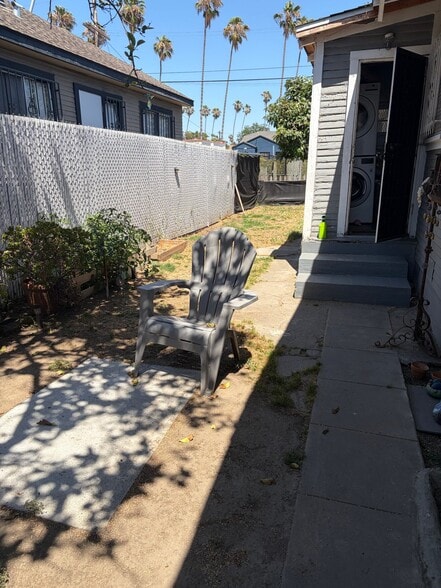 Building Photo - 5610 S Wilton Pl