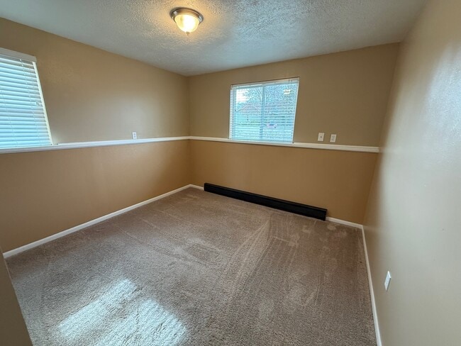 Building Photo - 310 N 9th Ave