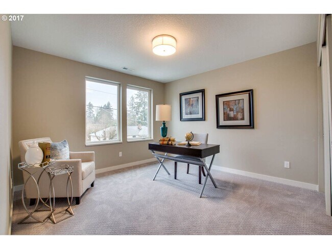 Building Photo - Charming 3BR Home with Fireplace, Bright Open Living Spaces & Loft