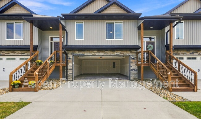 Building Photo - 3165 Lampe Ln