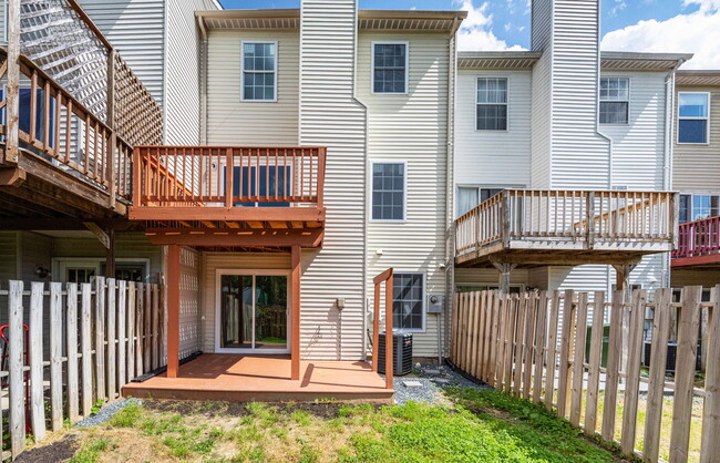 Building Photo - 602 Stafford Glen Ct