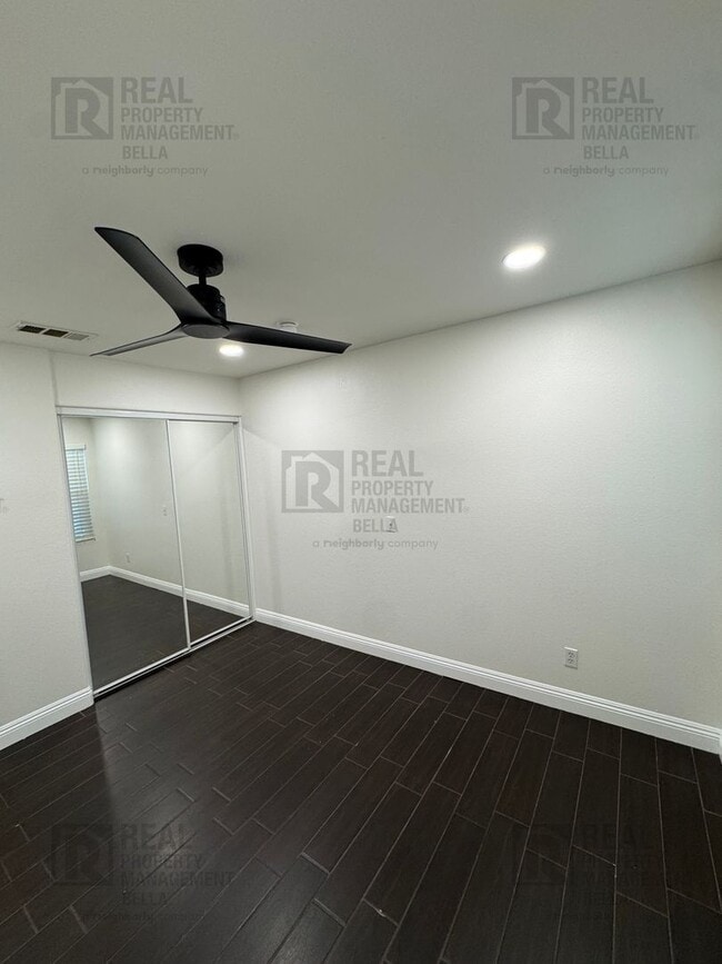 Building Photo - 23694 Canyon Heights Dr