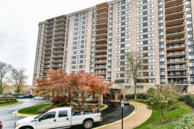 Building Photo - 5500 Holmes Run Pkwy