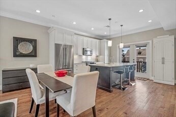 Building Photo - 355 K St