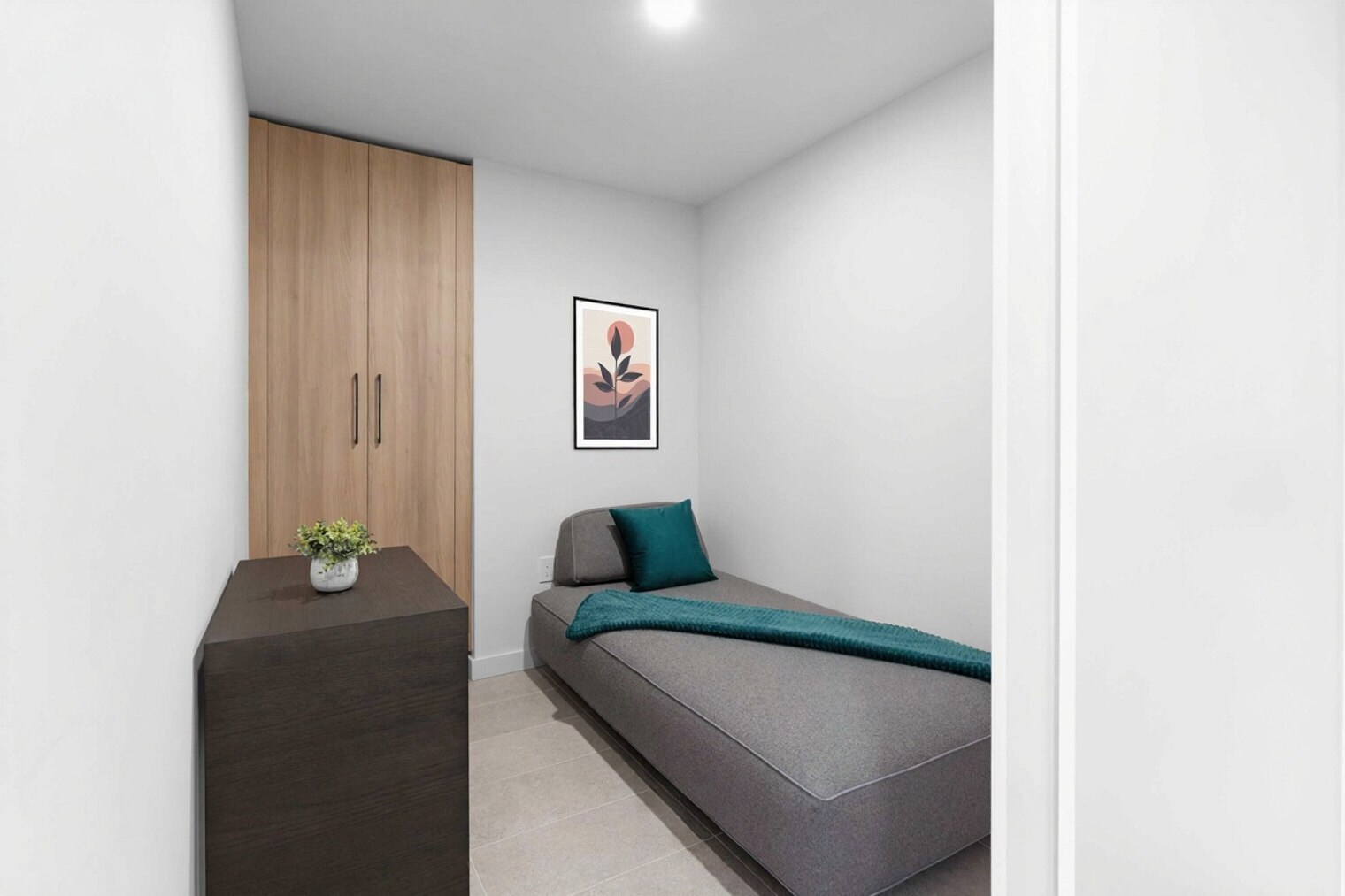 Building Photo - 501 NE 1st Ave