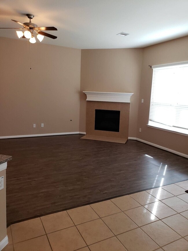Building Photo - 26707 Gladestone Ridge Ct