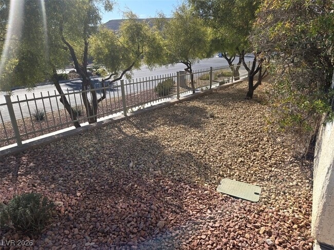 Building Photo - 5196 Alfingo St