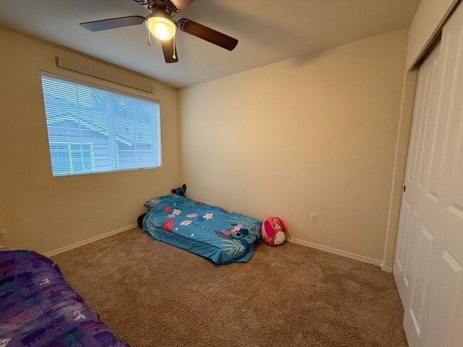 Building Photo - 3 Bedroom DuPont Condo for Rent