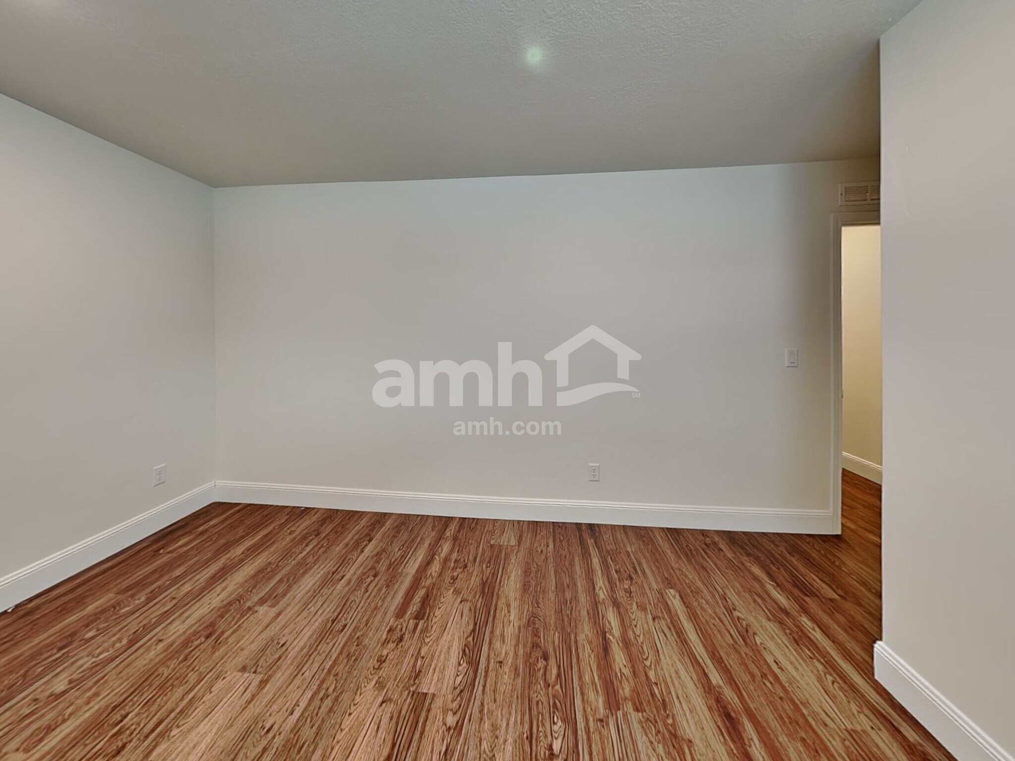 Building Photo - 3371 S 2580 W