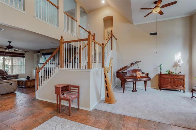 Building Photo - 1610 Lake Bluff Dr