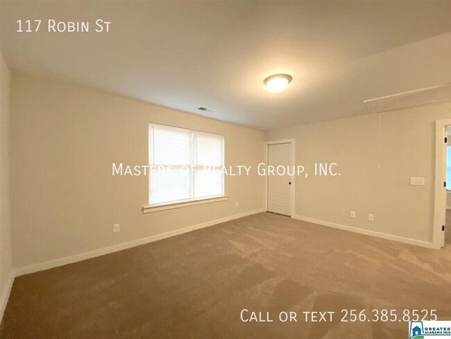 Building Photo - 117 Robin St