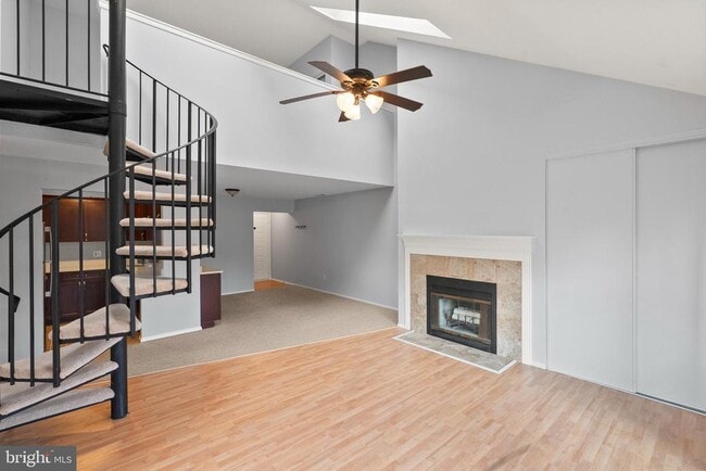 Building Photo - 4820B Aberdeen Dr